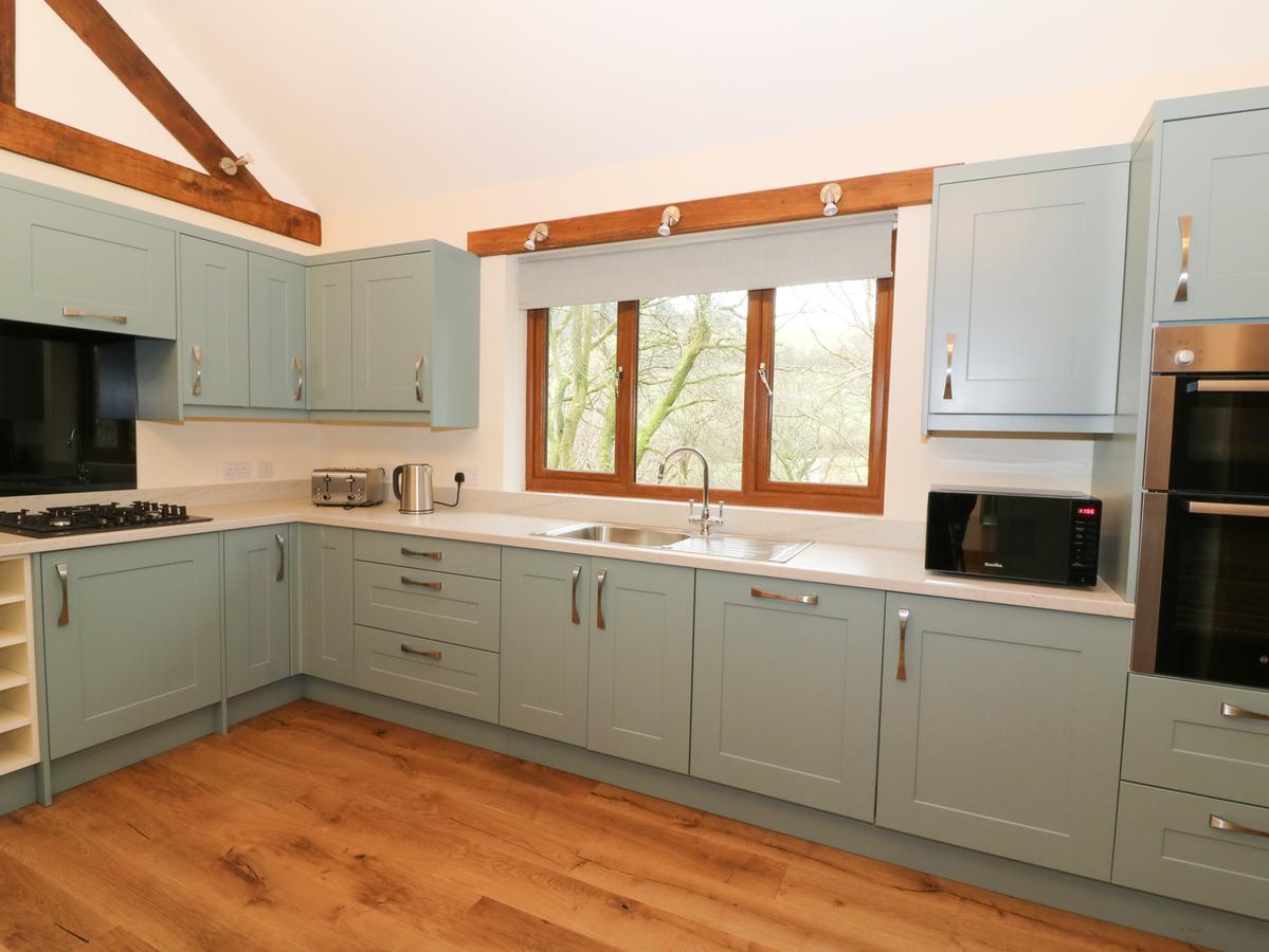 Ploony Hill Lodge Bleddfa Екстер'єр фото