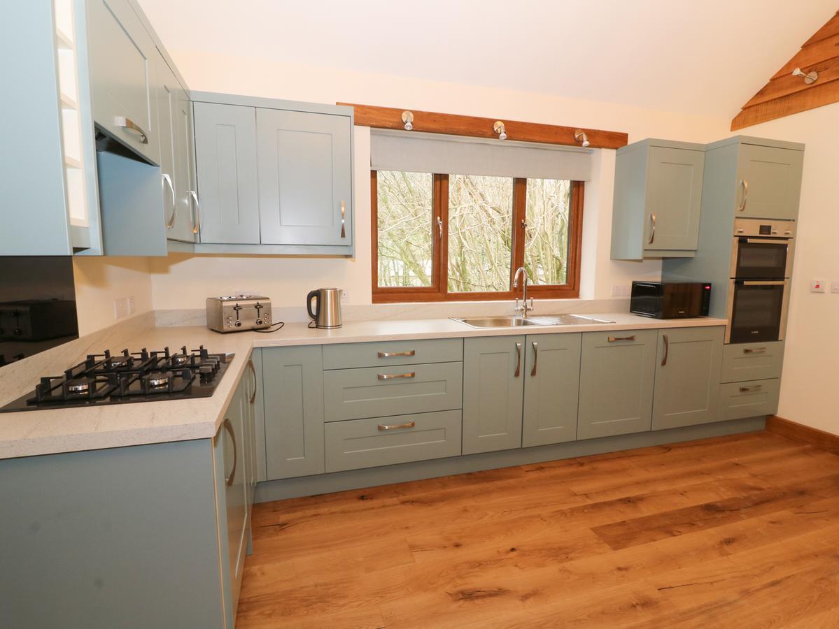 Ploony Hill Lodge Bleddfa Екстер'єр фото